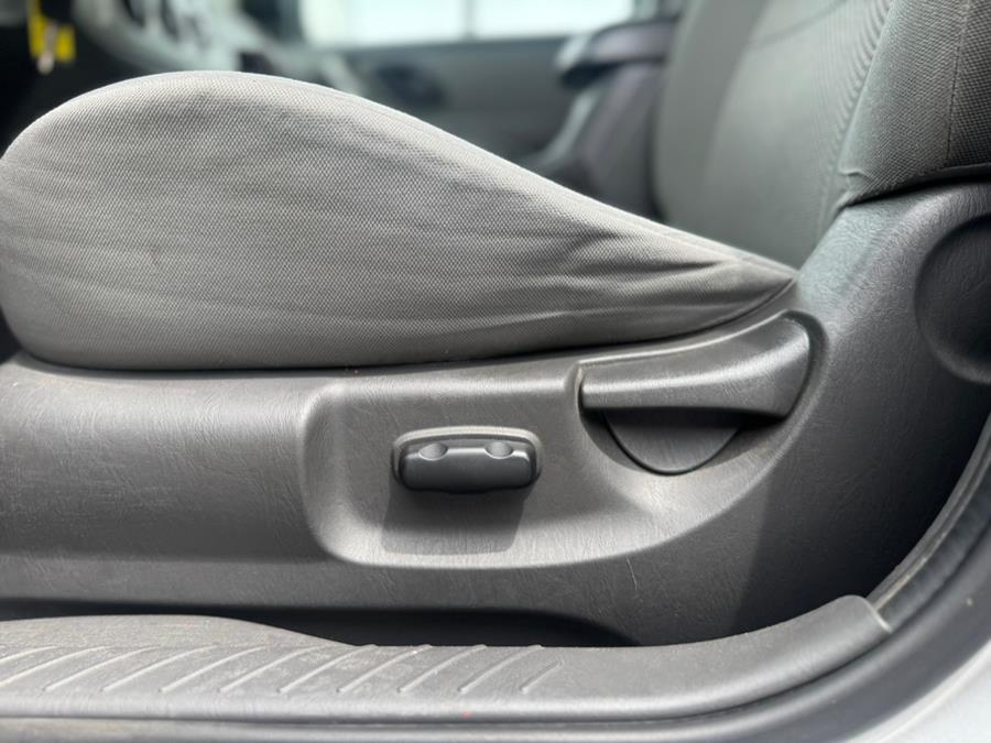 2006 Ford Escape 4dr 3.0L XLT 4WD, available for sale in BURLINGTON, New Jersey | Tri States Auto Group. BURLINGTON, New Jersey 2006 Ford Escape 4dr 3.0L XLT 4WD, available for sale in BURLINGTON, New Jersey | Tri States Auto Group. BURLINGTON, New Jersey