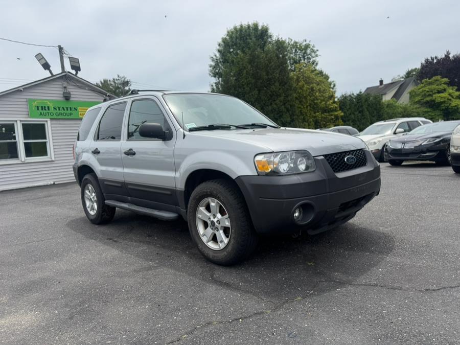 2006 Ford Escape 4dr 3.0L XLT 4WD, available for sale in BURLINGTON, New Jersey | Tri States Auto Group. BURLINGTON, New Jersey 2006 Ford Escape 4dr 3.0L XLT 4WD, available for sale in BURLINGTON, New Jersey | Tri States Auto Group. BURLINGTON, New Jersey