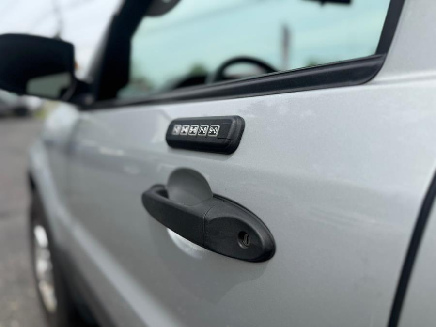 2006 Ford Escape 4dr 3.0L XLT 4WD, available for sale in BURLINGTON, New Jersey | Tri States Auto Group. BURLINGTON, New Jersey 2006 Ford Escape 4dr 3.0L XLT 4WD, available for sale in BURLINGTON, New Jersey | Tri States Auto Group. BURLINGTON, New Jersey