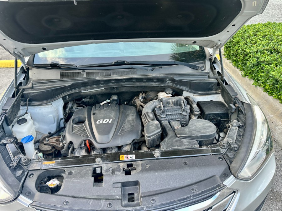 2015 Hyundai Santa Fe Sport AWD 4dr 2.4, available for sale in Hollywood, Florida | Select Auto Hollywood. Hollywood, Florida 2015 Hyundai Santa Fe Sport AWD 4dr 2.4, available for sale in Hollywood, Florida | Select Auto Hollywood. Hollywood, Florida