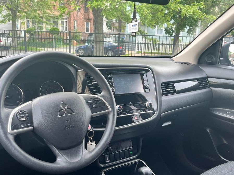 2020 Mitsubishi Outlander ES S-AWC, available for sale in Springfield, Massachusetts | Jordan Auto Sales Inc. Springfield, Massachusetts 2020 Mitsubishi Outlander ES S-AWC, available for sale in Springfield, Massachusetts | Jordan Auto Sales Inc. Springfield, Massachusetts
