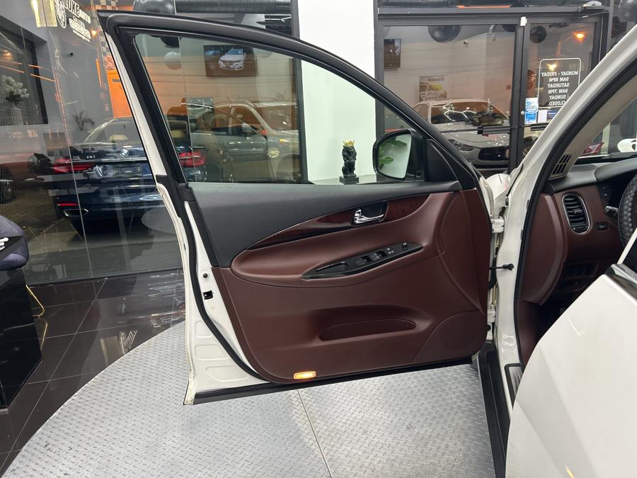 2012 INFINITI EX35 AWD 4dr Journey, available for sale in Jersey City, New Jersey | Luxe Auto Galleria. Jersey City, New Jersey 2012 INFINITI EX35 AWD 4dr Journey, available for sale in Jersey City, New Jersey | Luxe Auto Galleria. Jersey City, New Jersey