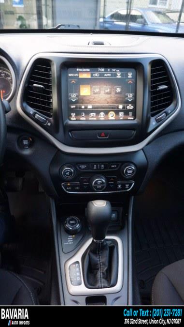 2017 Jeep Cherokee Latitude 4x4, available for sale in Union City, New Jersey | Bavaria Auto Imports. Union City, New Jersey 2017 Jeep Cherokee Latitude 4x4, available for sale in Union City, New Jersey | Bavaria Auto Imports. Union City, New Jersey