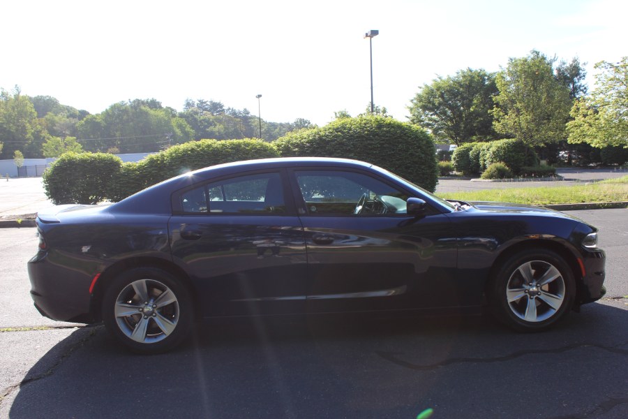2016 Dodge Charger 4dr Sdn SE RWD, available for sale in New Britain, Connecticut | Universal Motors LLC. New Britain, Connecticut 2016 Dodge Charger 4dr Sdn SE RWD, available for sale in New Britain, Connecticut | Universal Motors LLC. New Britain, Connecticut