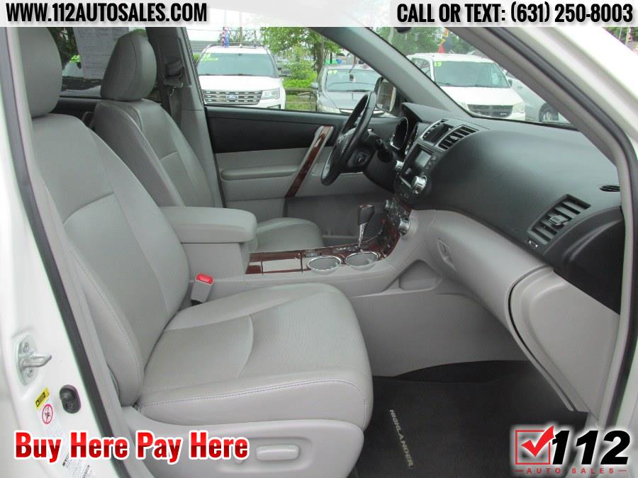 2012 Toyota Highlander Limited 4WD 4dr V6 Limited (Natl), available for sale in Patchogue, New York | 112 Auto Sales. Patchogue, New York 2012 Toyota Highlander Limited 4WD 4dr V6 Limited (Natl), available for sale in Patchogue, New York | 112 Auto Sales. Patchogue, New York