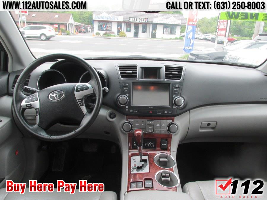 2012 Toyota Highlander Limited 4WD 4dr V6 Limited (Natl), available for sale in Patchogue, New York | 112 Auto Sales. Patchogue, New York 2012 Toyota Highlander Limited 4WD 4dr V6 Limited (Natl), available for sale in Patchogue, New York | 112 Auto Sales. Patchogue, New York