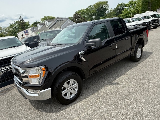 2022 Ford F-150 XLT 4WD SuperCrew 5.5'' Box, available for sale in Huntington Station, New York | Huntington Auto Mall. Huntington Station, New York 2022 Ford F-150 XLT 4WD SuperCrew 5.5'' Box, available for sale in Huntington Station, New York | Huntington Auto Mall. Huntington Station, New York