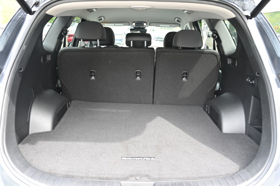 2022 Hyundai Santa Fe SEL AWD, available for sale in Waterbury, Connecticut | Highline Car Connection. Waterbury, Connecticut 2022 Hyundai Santa Fe SEL AWD, available for sale in Waterbury, Connecticut | Highline Car Connection. Waterbury, Connecticut