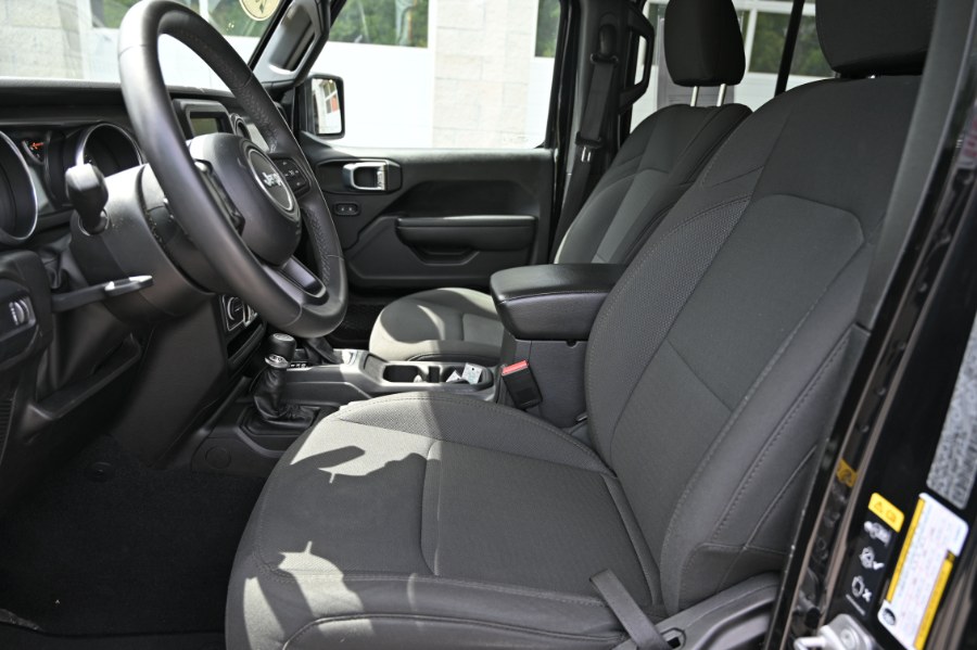 2023 Jeep Gladiator Sport S 4x4, available for sale in Waterbury, Connecticut | Highline Car Connection. Waterbury, Connecticut 2023 Jeep Gladiator Sport S 4x4, available for sale in Waterbury, Connecticut | Highline Car Connection. Waterbury, Connecticut
