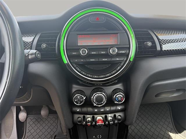 2014 Mini Cooper s Base, available for sale in Stratford, Connecticut | Wiz Leasing Inc. Stratford, Connecticut 2014 Mini Cooper s Base, available for sale in Stratford, Connecticut | Wiz Leasing Inc. Stratford, Connecticut