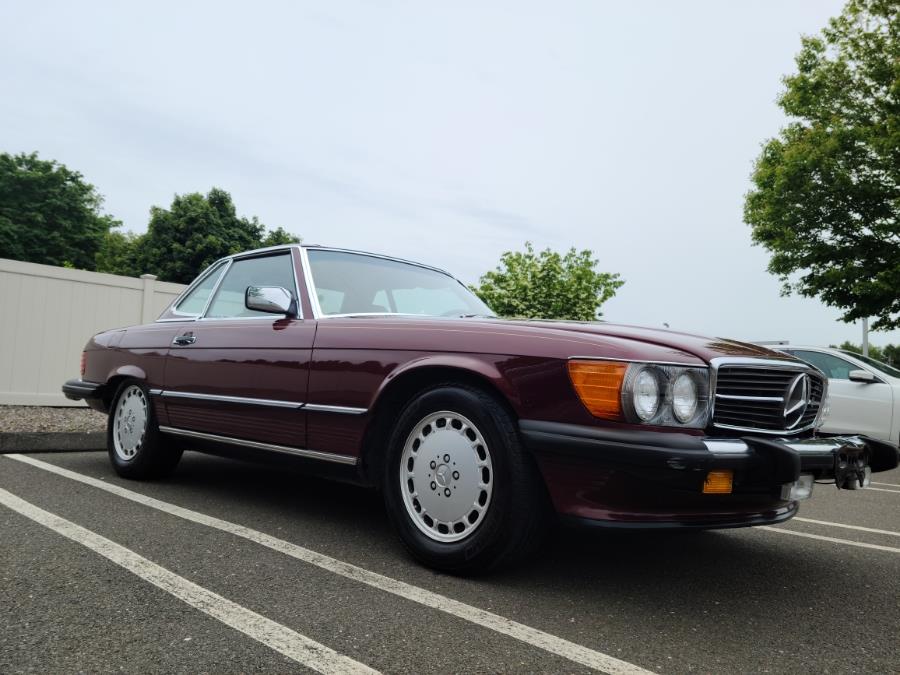 1986 Mercedes-Benz 560 Series 2dr Convertible 560SL, available for sale in Milford, Connecticut | Chip's Auto Sales Inc. Milford, Connecticut 1986 Mercedes-Benz 560 Series 2dr Convertible 560SL, available for sale in Milford, Connecticut | Chip's Auto Sales Inc. Milford, Connecticut