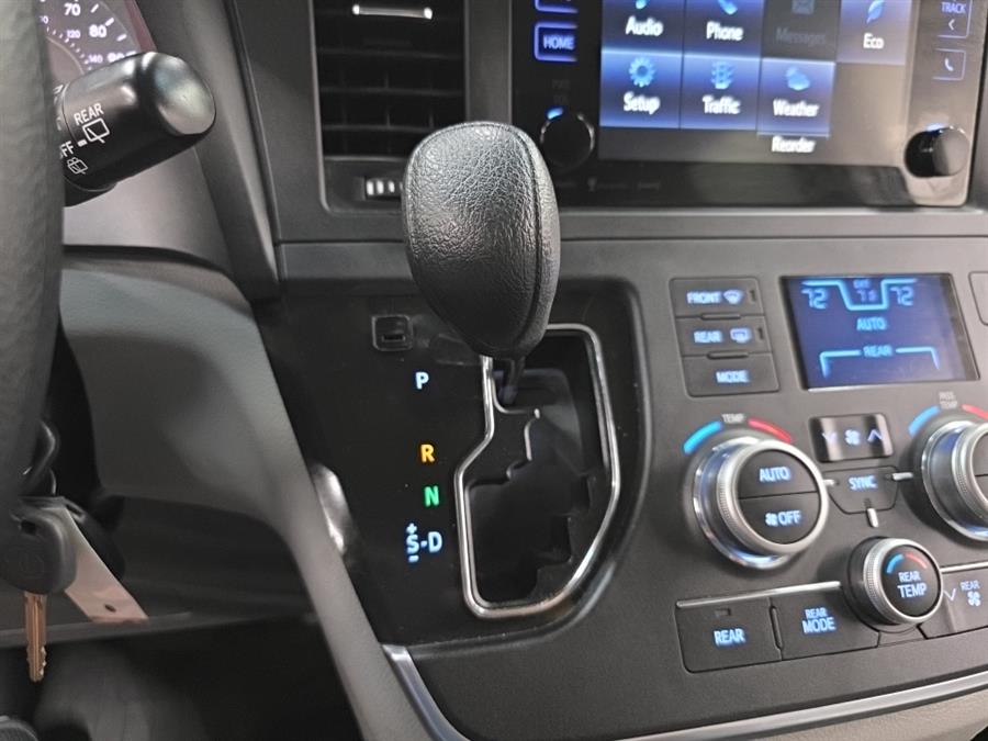 2017 Toyota Sienna LE AWD 7-Passenger (Natl), available for sale in West Haven, Connecticut | Auto Fair Inc.. West Haven, Connecticut 2017 Toyota Sienna LE AWD 7-Passenger (Natl), available for sale in West Haven, Connecticut | Auto Fair Inc.. West Haven, Connecticut
