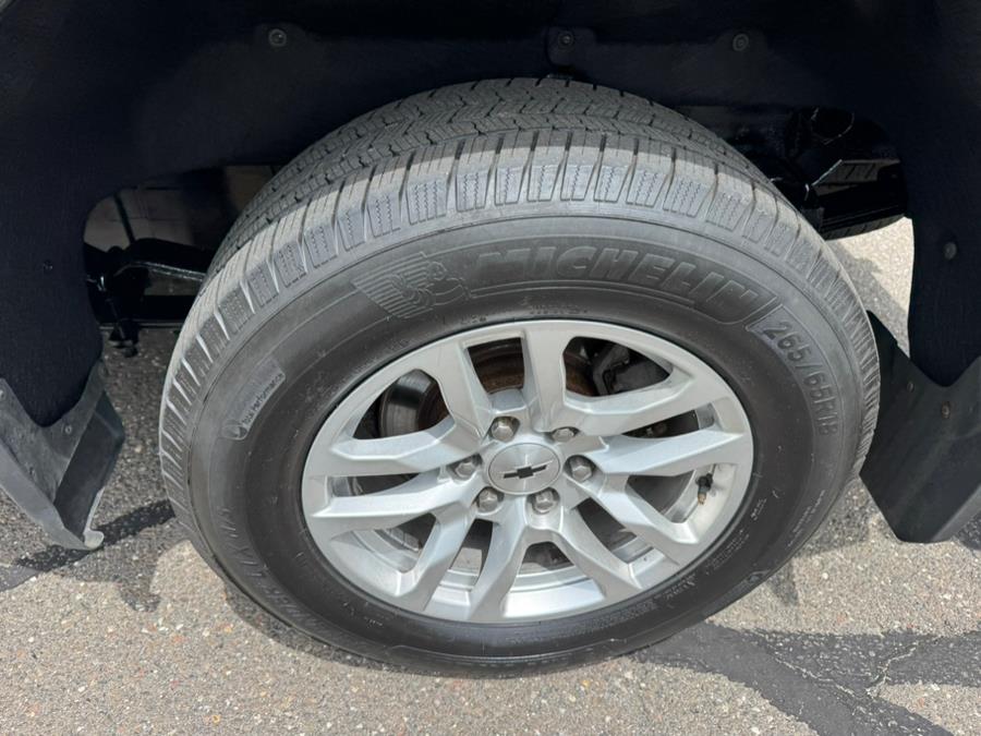 2020 Chevrolet Silverado 1500 4WD Double Cab 147" RST, available for sale in Waterbury, Connecticut | Platinum Auto Care. Waterbury, Connecticut 2020 Chevrolet Silverado 1500 4WD Double Cab 147" RST, available for sale in Waterbury, Connecticut | Platinum Auto Care. Waterbury, Connecticut