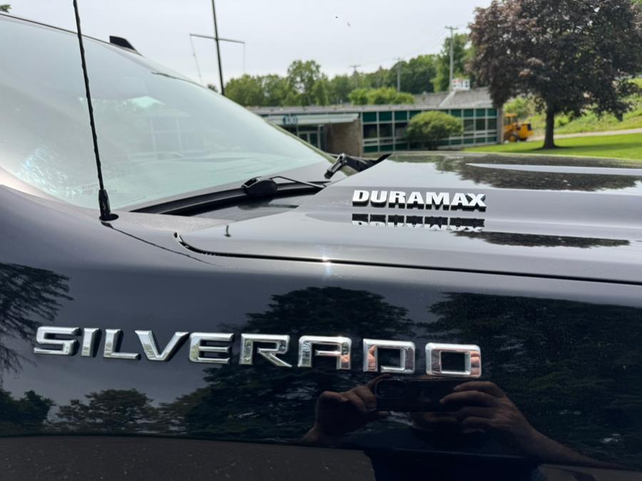 2020 Chevrolet Silverado 1500 4WD Double Cab 147" RST, available for sale in Waterbury, Connecticut | Platinum Auto Care. Waterbury, Connecticut 2020 Chevrolet Silverado 1500 4WD Double Cab 147" RST, available for sale in Waterbury, Connecticut | Platinum Auto Care. Waterbury, Connecticut