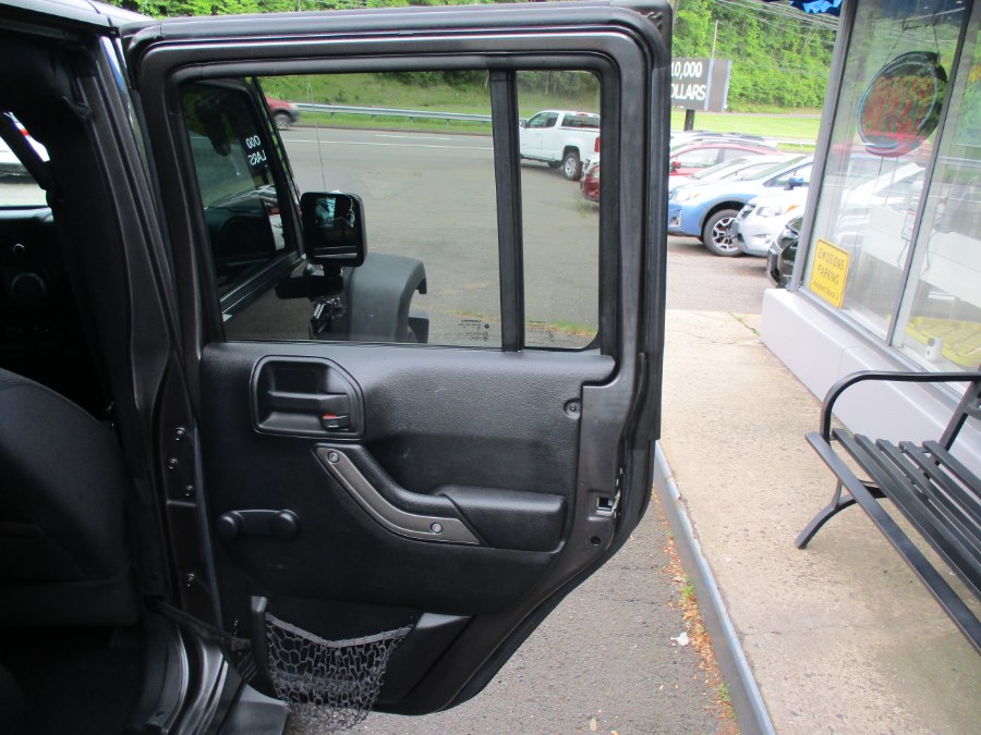 2016 Jeep Wrangler Unlimited 4WD 4dr Sport, available for sale in Meriden, Connecticut | Cos Central Auto. Meriden, Connecticut 2016 Jeep Wrangler Unlimited 4WD 4dr Sport, available for sale in Meriden, Connecticut | Cos Central Auto. Meriden, Connecticut