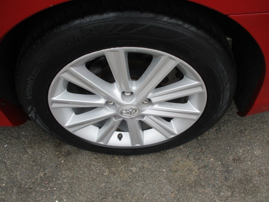 2012 Toyota Camry XLE, available for sale in Meriden, Connecticut | Cos Central Auto. Meriden, Connecticut 2012 Toyota Camry XLE, available for sale in Meriden, Connecticut | Cos Central Auto. Meriden, Connecticut