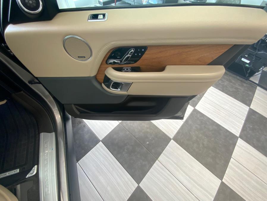 2021 Land Rover Range Rover P525 HSE HSE Westminster Edition photo 8