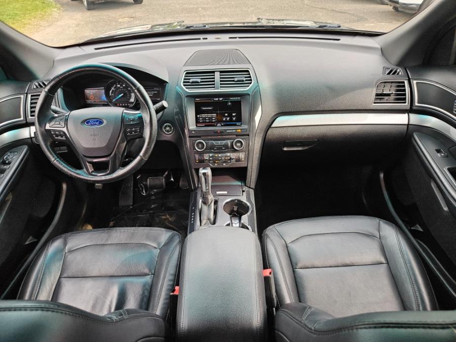 2016 Ford Explorer 4WD 4dr XLT Leather interior, available for sale in East Windsor, Connecticut | Toro Auto. East Windsor, Connecticut 2016 Ford Explorer 4WD 4dr XLT Leather interior, available for sale in East Windsor, Connecticut | Toro Auto. East Windsor, Connecticut