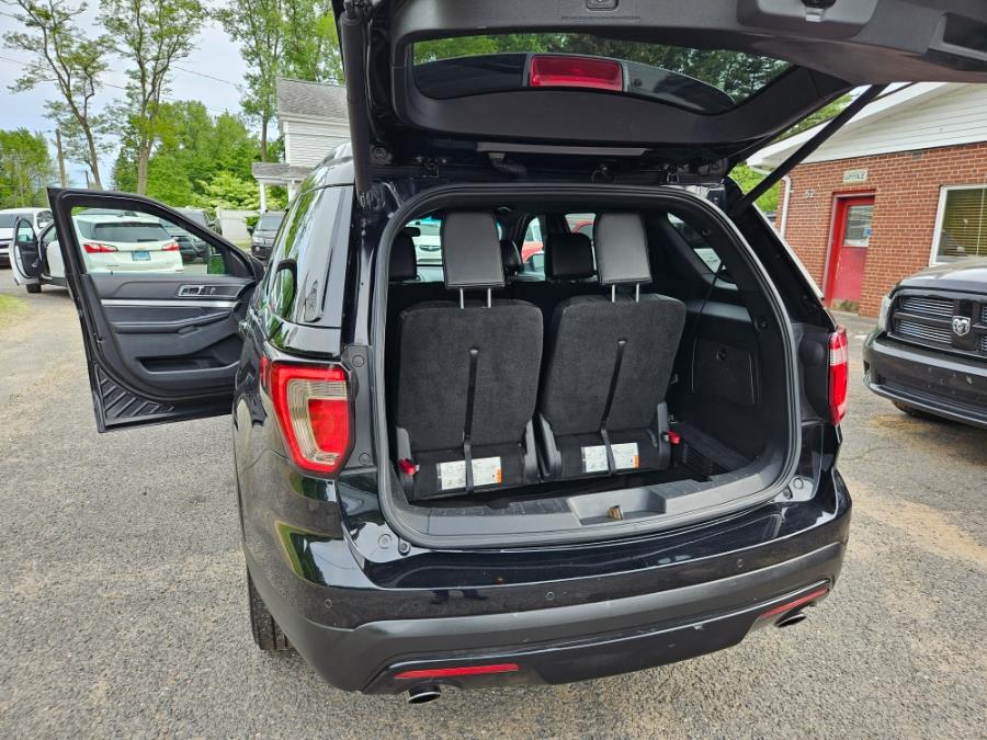 2016 Ford Explorer 4WD 4dr XLT Leather interior, available for sale in East Windsor, Connecticut | Toro Auto. East Windsor, Connecticut 2016 Ford Explorer 4WD 4dr XLT Leather interior, available for sale in East Windsor, Connecticut | Toro Auto. East Windsor, Connecticut