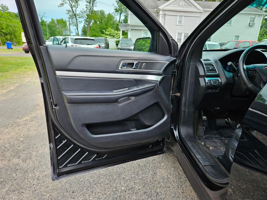 2016 Ford Explorer 4WD 4dr XLT Leather interior, available for sale in East Windsor, Connecticut | Toro Auto. East Windsor, Connecticut 2016 Ford Explorer 4WD 4dr XLT Leather interior, available for sale in East Windsor, Connecticut | Toro Auto. East Windsor, Connecticut