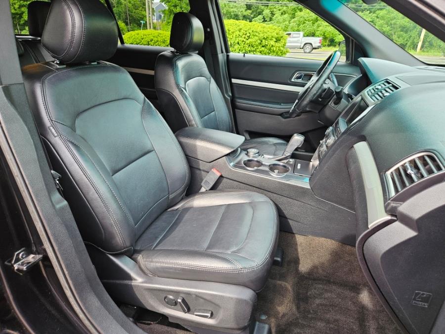 2016 Ford Explorer 4WD 4dr XLT Leather interior, available for sale in East Windsor, Connecticut | Toro Auto. East Windsor, Connecticut 2016 Ford Explorer 4WD 4dr XLT Leather interior, available for sale in East Windsor, Connecticut | Toro Auto. East Windsor, Connecticut