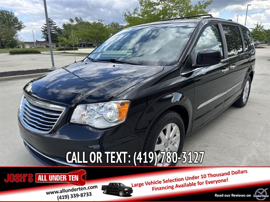 Used 2016 Chrysler Town & Country in Elida, Ohio | Josh's All Under Ten LLC. Elida, Ohio