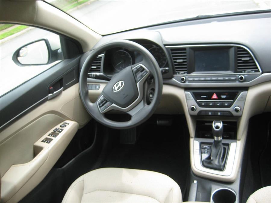 2017 Hyundai Elantra SE 4dr Sedan 6A (US), available for sale in Massapequa, New York | Rite Choice Auto Inc.. Massapequa, New York 2017 Hyundai Elantra SE 4dr Sedan 6A (US), available for sale in Massapequa, New York | Rite Choice Auto Inc.. Massapequa, New York