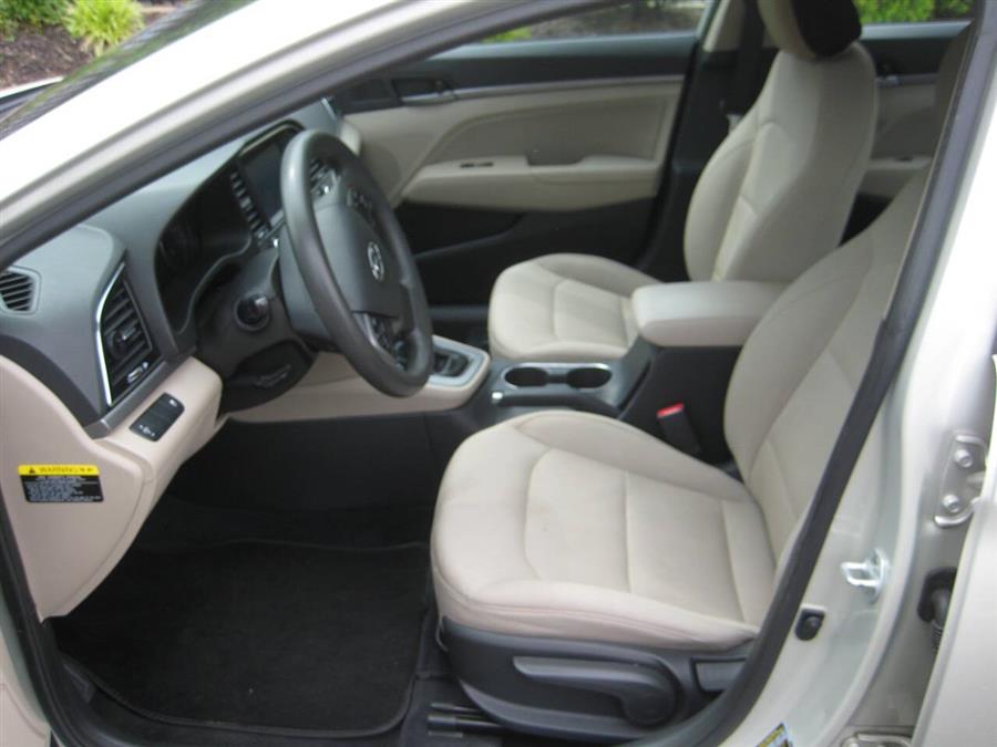 2017 Hyundai Elantra SE 4dr Sedan 6A (US), available for sale in Massapequa, New York | Rite Choice Auto Inc.. Massapequa, New York 2017 Hyundai Elantra SE 4dr Sedan 6A (US), available for sale in Massapequa, New York | Rite Choice Auto Inc.. Massapequa, New York