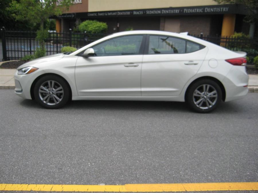 2017 Hyundai Elantra SE 4dr Sedan 6A (US), available for sale in Massapequa, New York | Rite Choice Auto Inc.. Massapequa, New York 2017 Hyundai Elantra SE 4dr Sedan 6A (US), available for sale in Massapequa, New York | Rite Choice Auto Inc.. Massapequa, New York