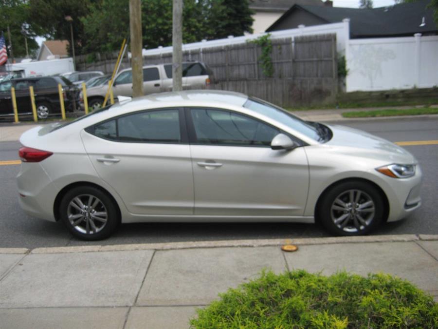 2017 Hyundai Elantra SE 4dr Sedan 6A (US), available for sale in Massapequa, New York | Rite Choice Auto Inc.. Massapequa, New York 2017 Hyundai Elantra SE 4dr Sedan 6A (US), available for sale in Massapequa, New York | Rite Choice Auto Inc.. Massapequa, New York