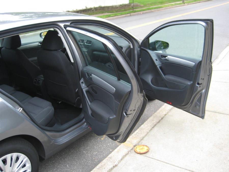 2013 Volkswagen Golf 2.5L PZEV 4dr Hatchback 6A, available for sale in Massapequa, New York | Rite Choice Auto Inc.. Massapequa, New York 2013 Volkswagen Golf 2.5L PZEV 4dr Hatchback 6A, available for sale in Massapequa, New York | Rite Choice Auto Inc.. Massapequa, New York
