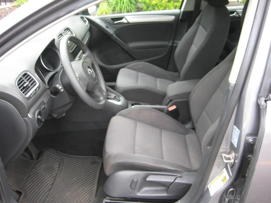 2013 Volkswagen Golf 2.5L PZEV 4dr Hatchback 6A, available for sale in Massapequa, New York | Rite Choice Auto Inc.. Massapequa, New York 2013 Volkswagen Golf 2.5L PZEV 4dr Hatchback 6A, available for sale in Massapequa, New York | Rite Choice Auto Inc.. Massapequa, New York
