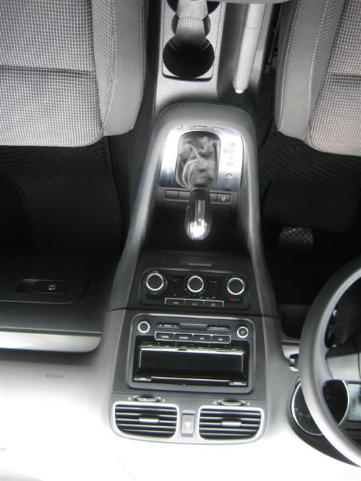2013 Volkswagen Golf 2.5L PZEV 4dr Hatchback 6A, available for sale in Massapequa, New York | Rite Choice Auto Inc.. Massapequa, New York 2013 Volkswagen Golf 2.5L PZEV 4dr Hatchback 6A, available for sale in Massapequa, New York | Rite Choice Auto Inc.. Massapequa, New York
