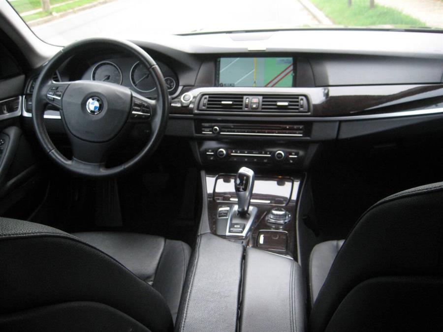 2013 BMW 5 Series 528i 4dr Sedan, available for sale in Massapequa, New York | Rite Choice Auto Inc.. Massapequa, New York 2013 BMW 5 Series 528i 4dr Sedan, available for sale in Massapequa, New York | Rite Choice Auto Inc.. Massapequa, New York