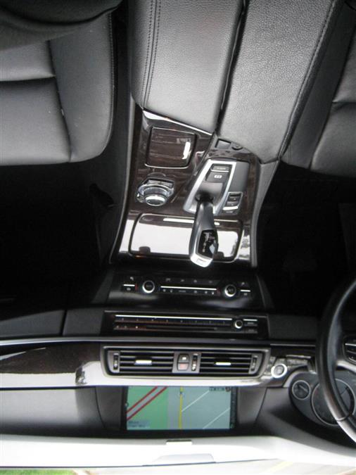 2013 BMW 5 Series 528i 4dr Sedan, available for sale in Massapequa, New York | Rite Choice Auto Inc.. Massapequa, New York 2013 BMW 5 Series 528i 4dr Sedan, available for sale in Massapequa, New York | Rite Choice Auto Inc.. Massapequa, New York