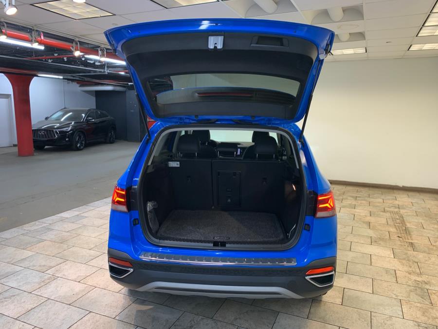 2022 Volkswagen Taos SE 4MOTION, available for sale in Lodi, New Jersey | European Auto Expo. Lodi, New Jersey 2022 Volkswagen Taos SE 4MOTION, available for sale in Lodi, New Jersey | European Auto Expo. Lodi, New Jersey