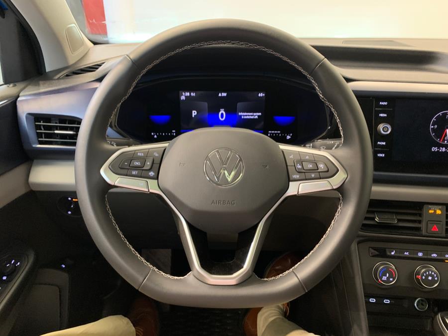 2022 Volkswagen Taos SE 4MOTION, available for sale in Lodi, New Jersey | European Auto Expo. Lodi, New Jersey 2022 Volkswagen Taos SE 4MOTION, available for sale in Lodi, New Jersey | European Auto Expo. Lodi, New Jersey