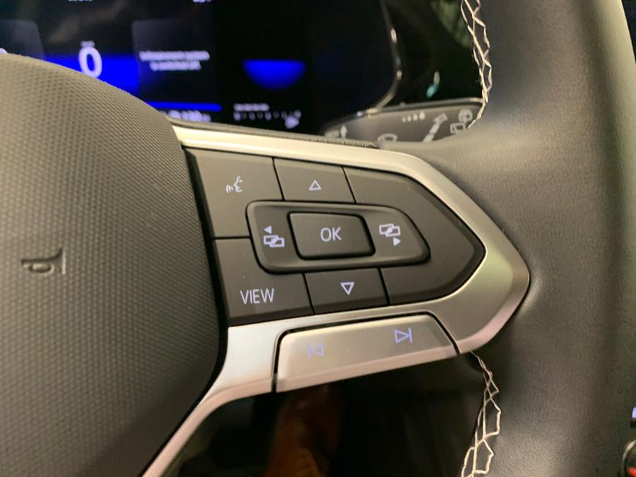 2022 Volkswagen Taos SE 4MOTION, available for sale in Lodi, New Jersey | European Auto Expo. Lodi, New Jersey 2022 Volkswagen Taos SE 4MOTION, available for sale in Lodi, New Jersey | European Auto Expo. Lodi, New Jersey