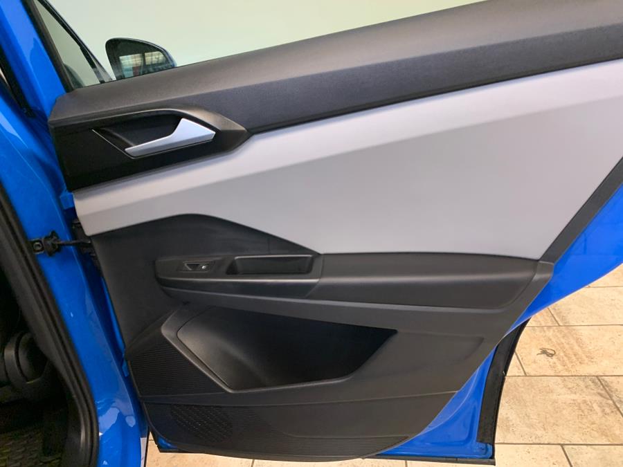 2022 Volkswagen Taos SE 4MOTION, available for sale in Lodi, New Jersey | European Auto Expo. Lodi, New Jersey 2022 Volkswagen Taos SE 4MOTION, available for sale in Lodi, New Jersey | European Auto Expo. Lodi, New Jersey