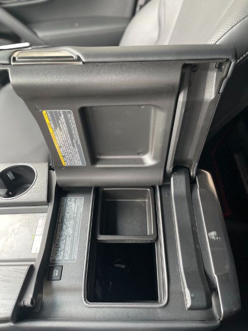 2024 Lexus LX LX 600 Luxury 4WD, available for sale in BROOKLYN, New York | Deals on Wheels International Auto. BROOKLYN, New York 2024 Lexus LX LX 600 Luxury 4WD, available for sale in BROOKLYN, New York | Deals on Wheels International Auto. BROOKLYN, New York