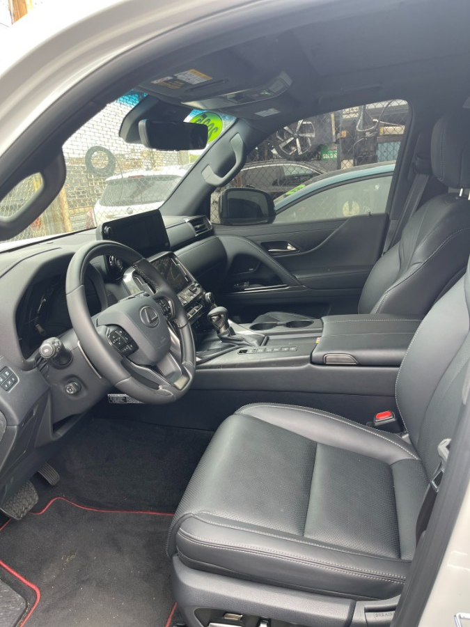 2024 Lexus LX LX 600 Luxury 4WD, available for sale in BROOKLYN, New York | Deals on Wheels International Auto. BROOKLYN, New York 2024 Lexus LX LX 600 Luxury 4WD, available for sale in BROOKLYN, New York | Deals on Wheels International Auto. BROOKLYN, New York