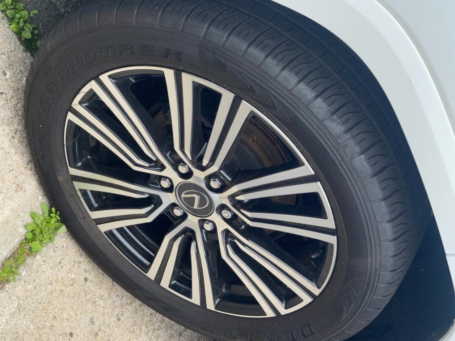 2024 Lexus LX LX 600 Luxury 4WD, available for sale in BROOKLYN, New York | Deals on Wheels International Auto. BROOKLYN, New York 2024 Lexus LX LX 600 Luxury 4WD, available for sale in BROOKLYN, New York | Deals on Wheels International Auto. BROOKLYN, New York