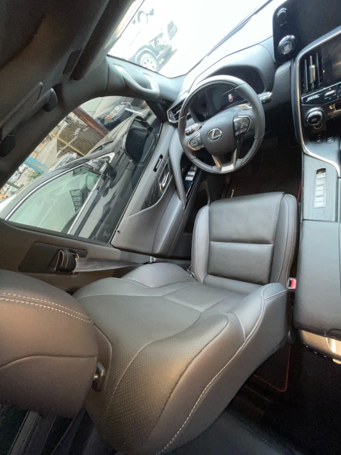 2024 Lexus LX LX 600 Luxury 4WD, available for sale in BROOKLYN, New York | Deals on Wheels International Auto. BROOKLYN, New York 2024 Lexus LX LX 600 Luxury 4WD, available for sale in BROOKLYN, New York | Deals on Wheels International Auto. BROOKLYN, New York