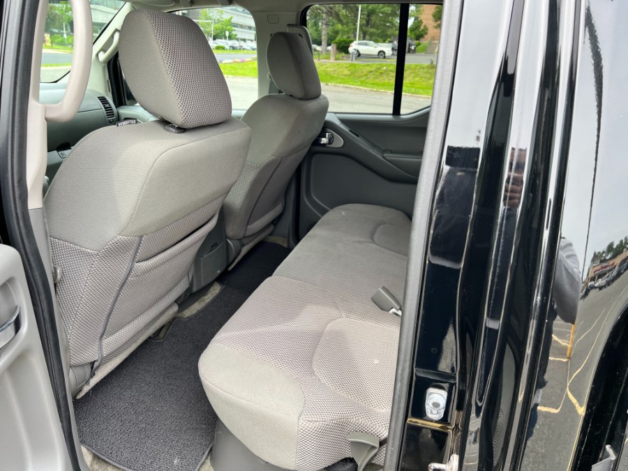 2015 Nissan Frontier 4WD Crew Cab LWB Auto SV, available for sale in Hartford , Connecticut | Ledyard Auto Sale LLC. Hartford , Connecticut 2015 Nissan Frontier 4WD Crew Cab LWB Auto SV, available for sale in Hartford , Connecticut | Ledyard Auto Sale LLC. Hartford , Connecticut