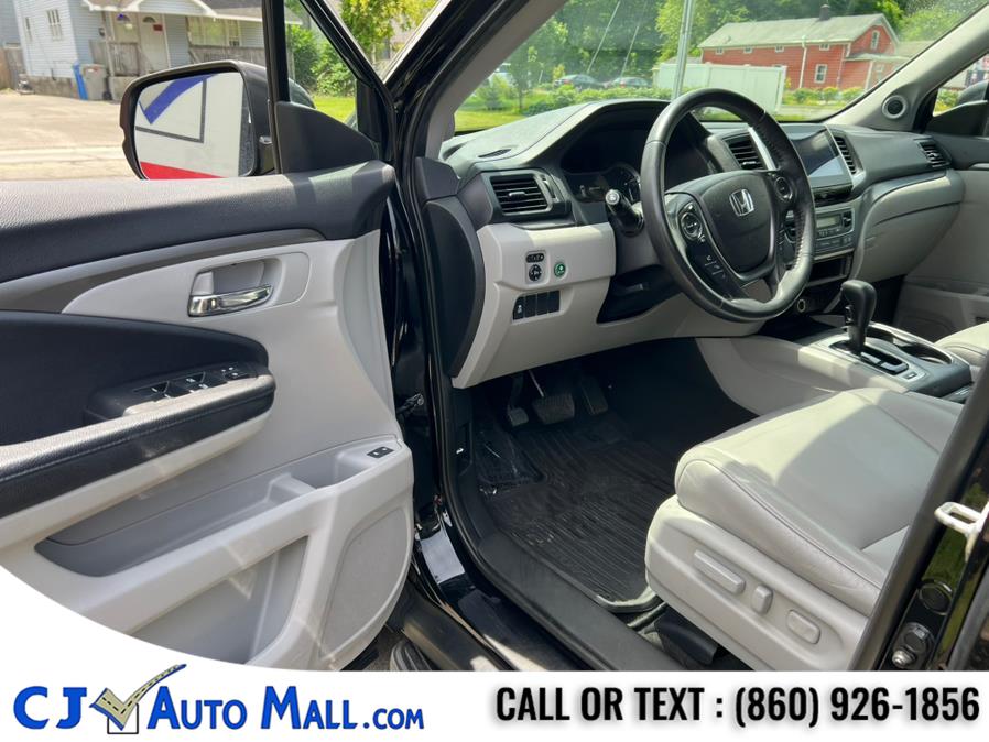 2018 Honda Pilot EX-L AWD, available for sale in Bristol, Connecticut | CJ Auto Mall. Bristol, Connecticut 2018 Honda Pilot EX-L AWD, available for sale in Bristol, Connecticut | CJ Auto Mall. Bristol, Connecticut