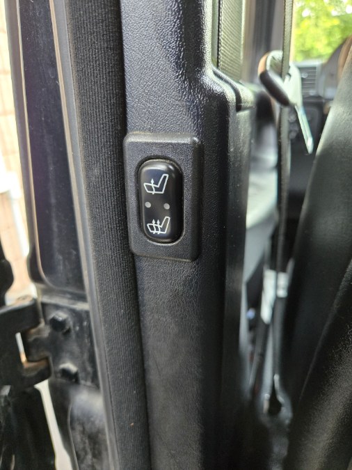 2008 Mercedes-Benz G-Class 4MATIC 4dr 5.0L, available for sale in Bristol, Connecticut | Dealmax Motors LLC. Bristol, Connecticut 2008 Mercedes-Benz G-Class 4MATIC 4dr 5.0L, available for sale in Bristol, Connecticut | Dealmax Motors LLC. Bristol, Connecticut