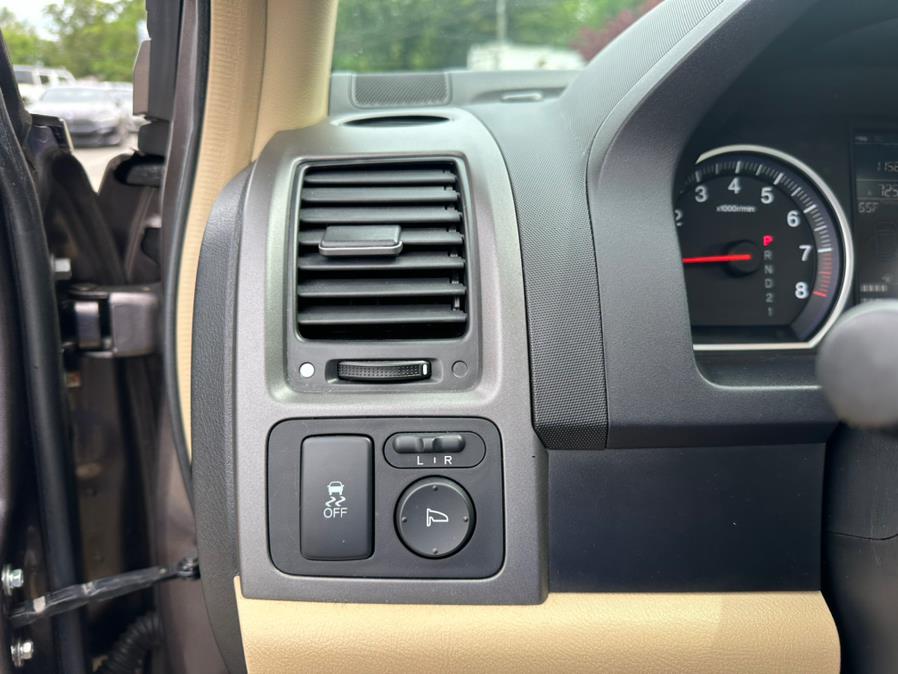 2011 Honda CR-V 4WD 5dr EX-L, available for sale in South Windsor, Connecticut | Mike And Tony Auto Sales, Inc. South Windsor, Connecticut 2011 Honda CR-V 4WD 5dr EX-L, available for sale in South Windsor, Connecticut | Mike And Tony Auto Sales, Inc. South Windsor, Connecticut