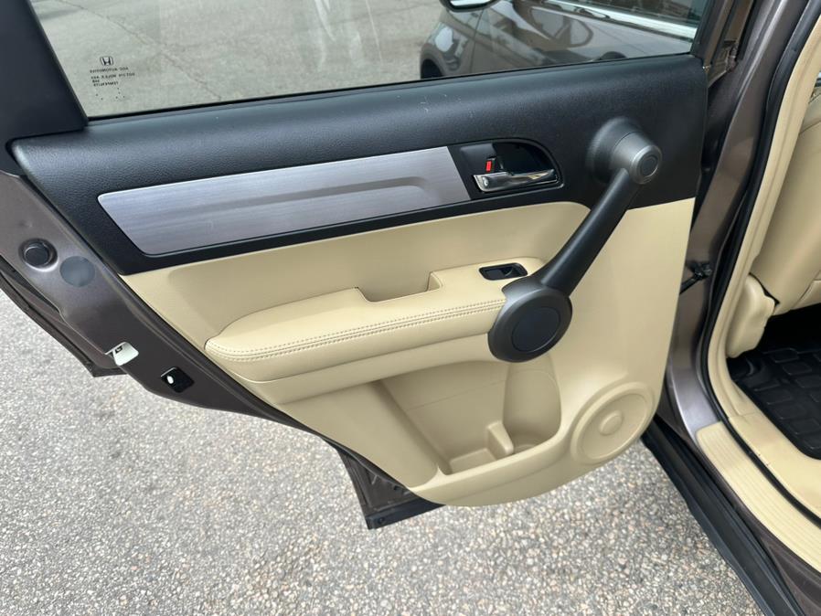 2011 Honda CR-V 4WD 5dr EX-L, available for sale in South Windsor, Connecticut | Mike And Tony Auto Sales, Inc. South Windsor, Connecticut 2011 Honda CR-V 4WD 5dr EX-L, available for sale in South Windsor, Connecticut | Mike And Tony Auto Sales, Inc. South Windsor, Connecticut