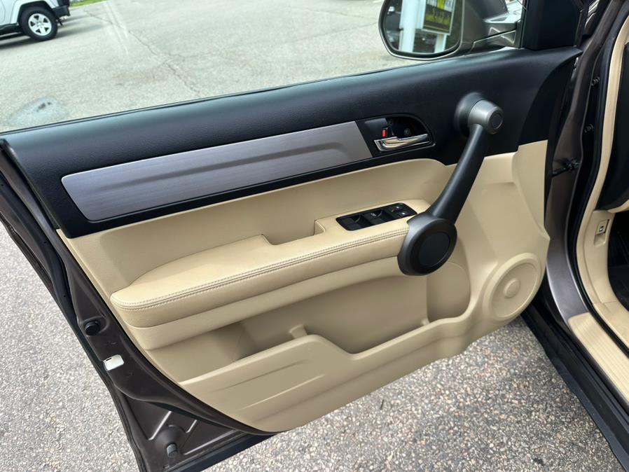 2011 Honda CR-V 4WD 5dr EX-L, available for sale in South Windsor, Connecticut | Mike And Tony Auto Sales, Inc. South Windsor, Connecticut 2011 Honda CR-V 4WD 5dr EX-L, available for sale in South Windsor, Connecticut | Mike And Tony Auto Sales, Inc. South Windsor, Connecticut