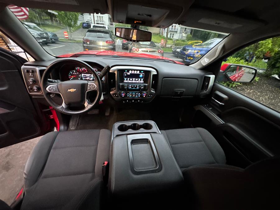 2017 Chevrolet Silverado 1500 4WD Double Cab 143.5" LT w/1LT, available for sale in Canton, Connecticut | Lava Motors. Canton, Connecticut 2017 Chevrolet Silverado 1500 4WD Double Cab 143.5" LT w/1LT, available for sale in Canton, Connecticut | Lava Motors. Canton, Connecticut